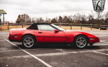 Chevrolet-Corvette-1989-7