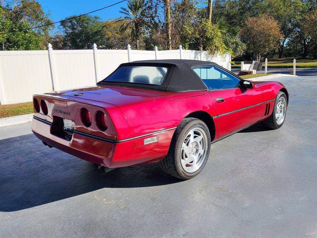 Chevrolet-Corvette-1990-19