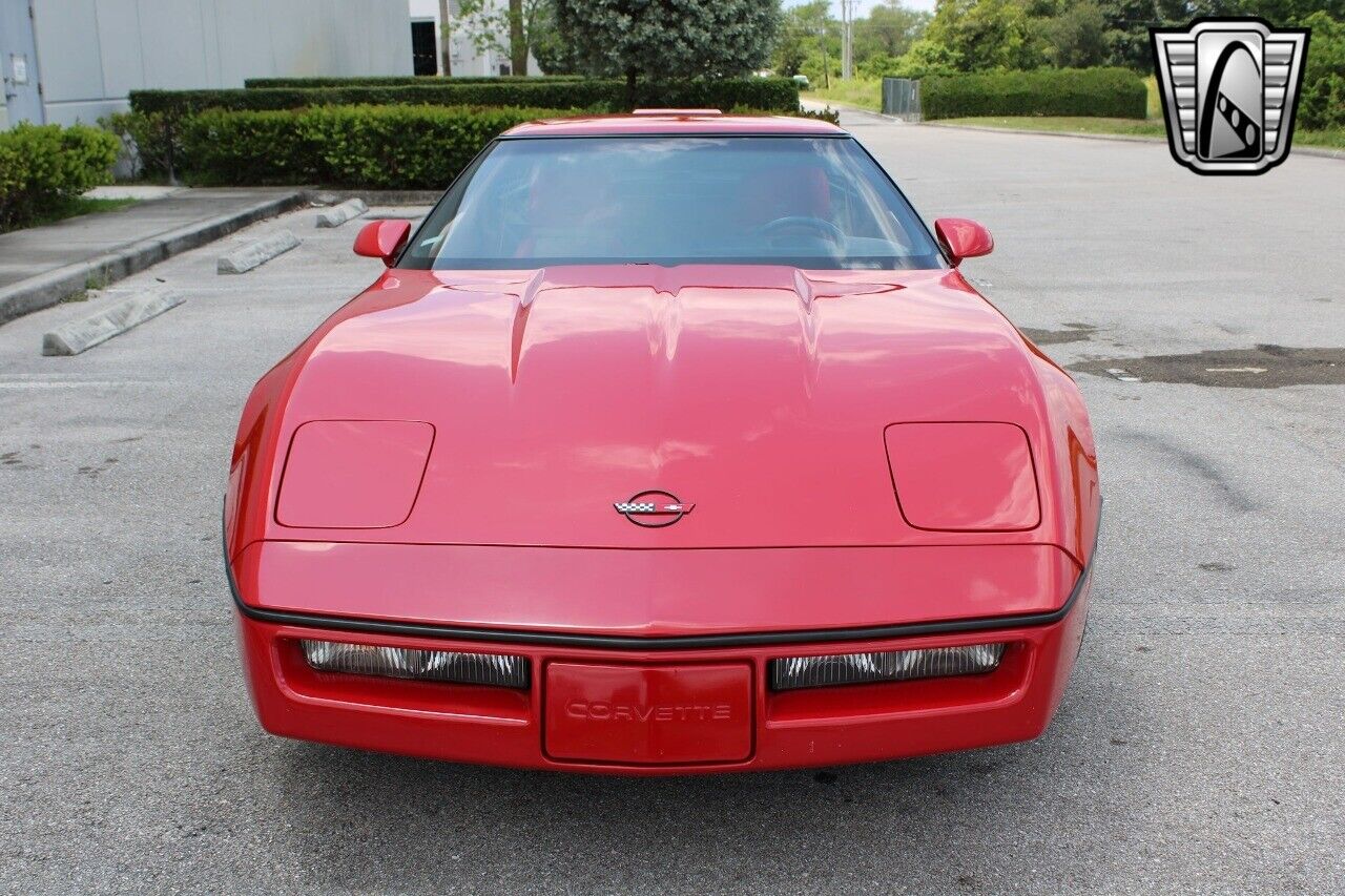 Chevrolet-Corvette-1990-2