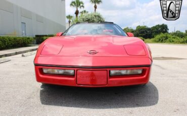 Chevrolet-Corvette-1990-7