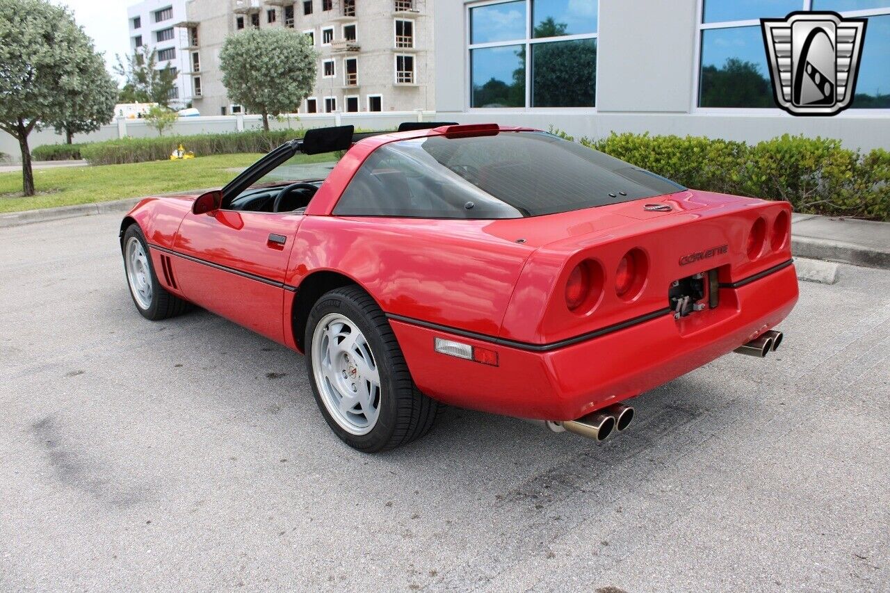 Chevrolet-Corvette-1990-9