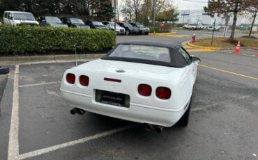 Chevrolet-Corvette-1991-14