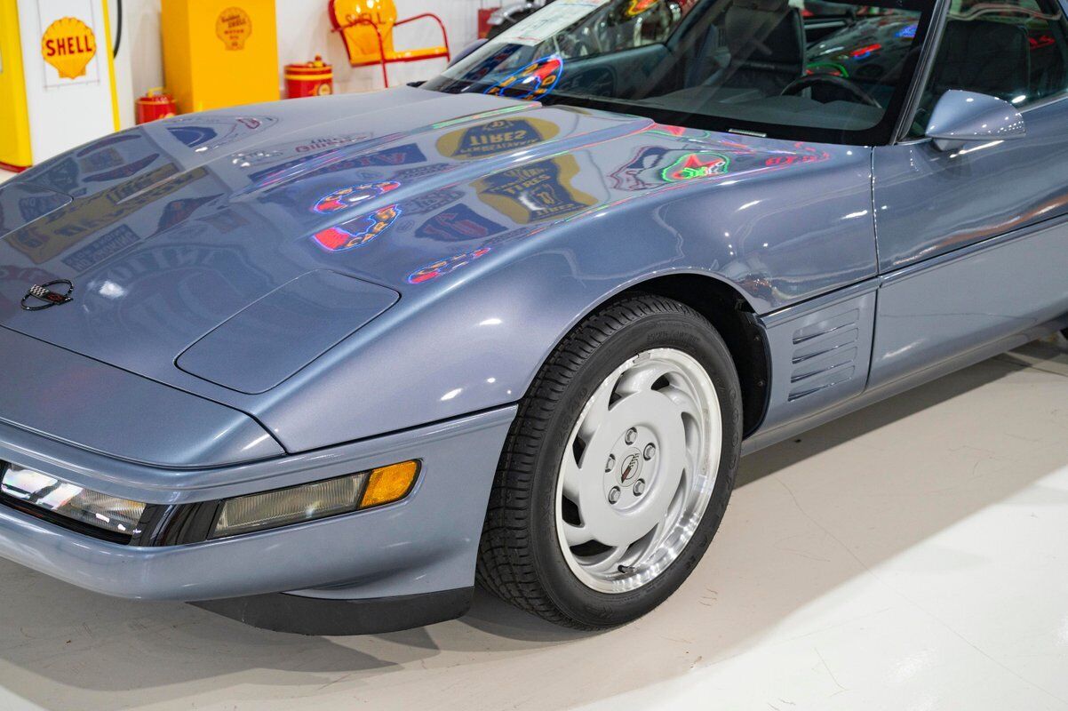 Chevrolet-Corvette-1991-9