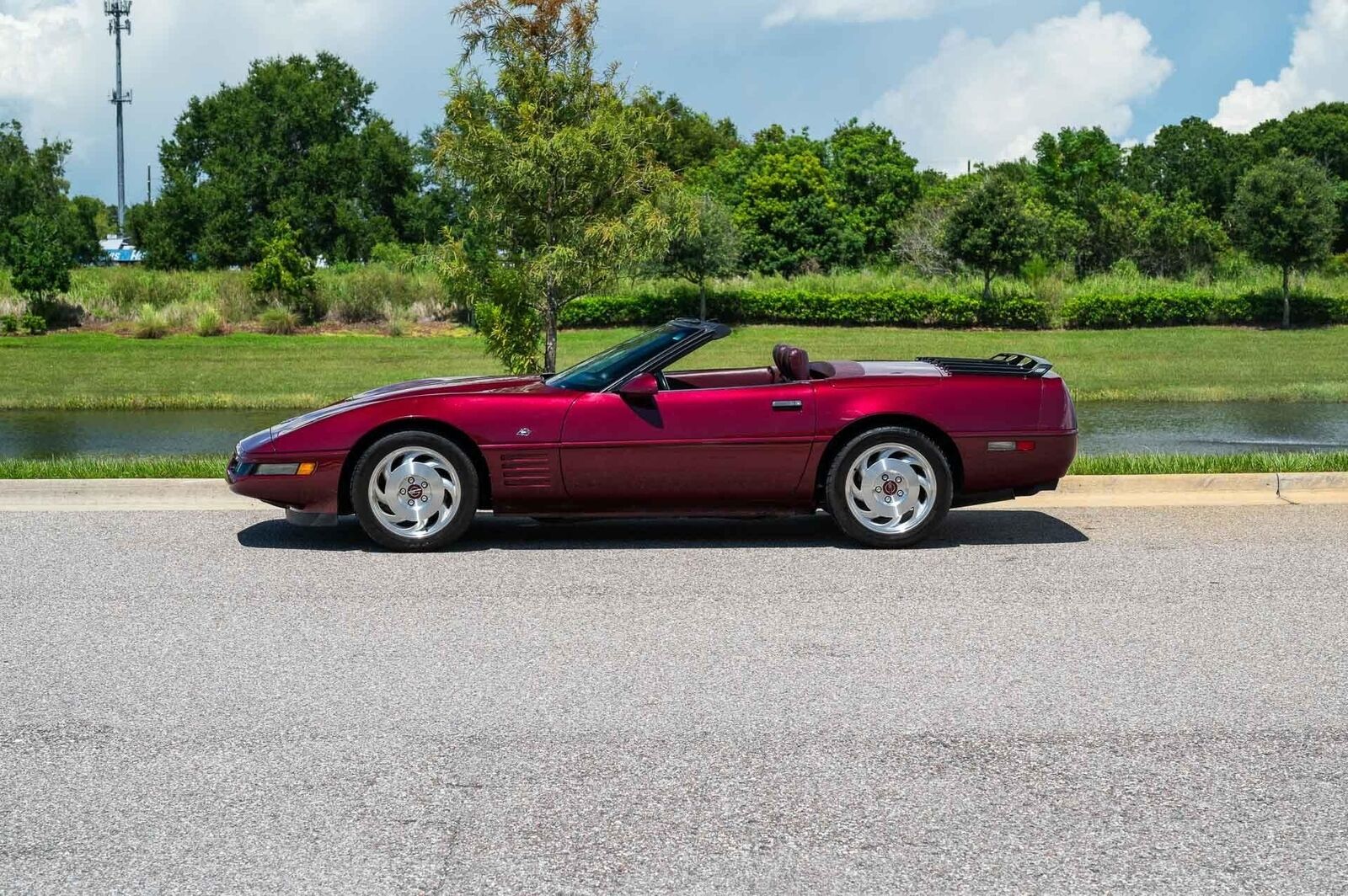 Chevrolet-Corvette-1993-1