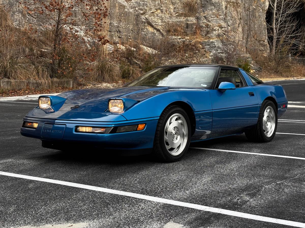 Chevrolet-Corvette-1993-12