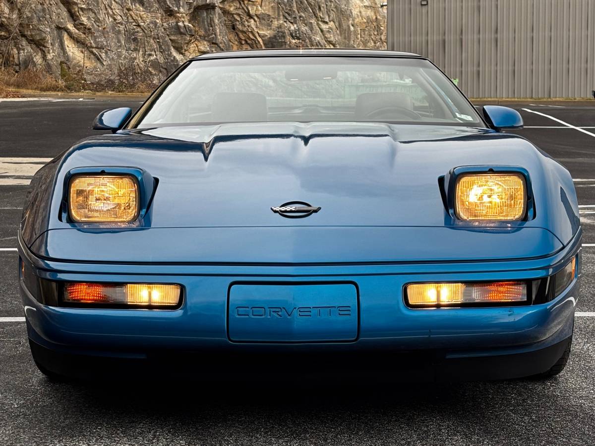 Chevrolet-Corvette-1993-14