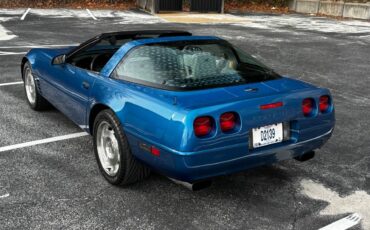 Chevrolet-Corvette-1993-19