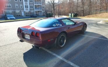 Chevrolet-Corvette-1993-3