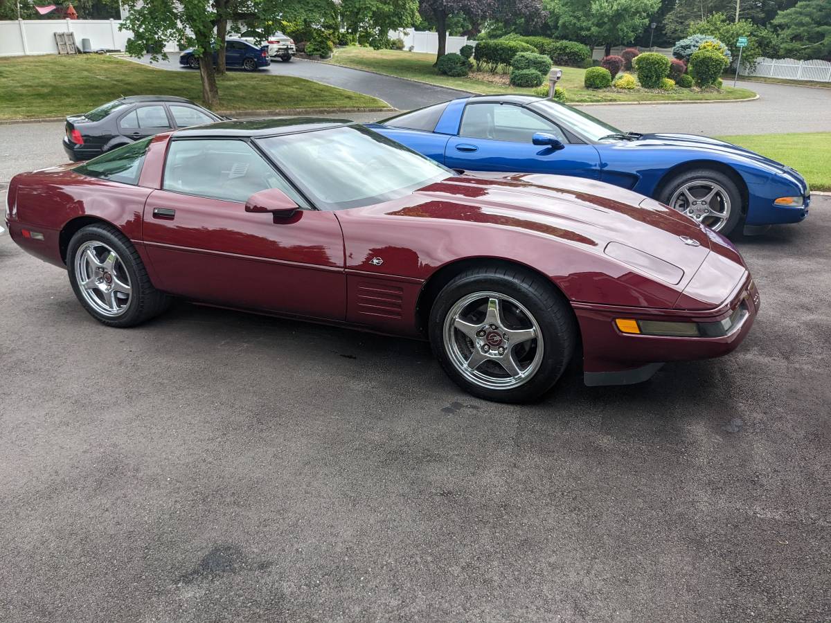 Chevrolet-Corvette-1993-3