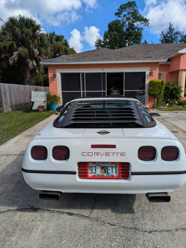 Chevrolet-Corvette-1993-4