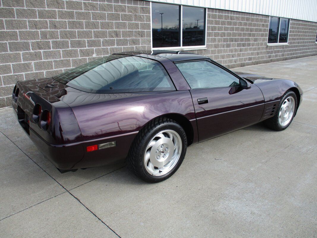 Chevrolet-Corvette-1994-15