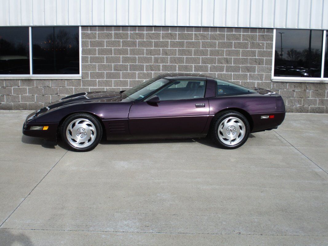 Chevrolet-Corvette-1994-32