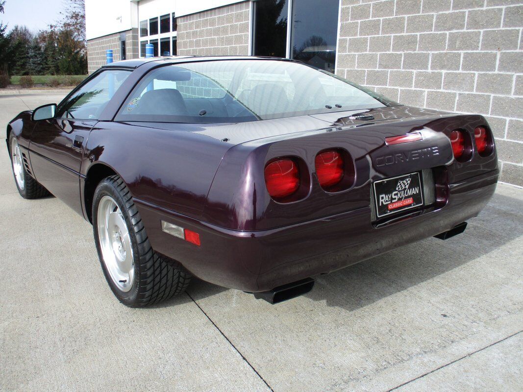 Chevrolet-Corvette-1994-36