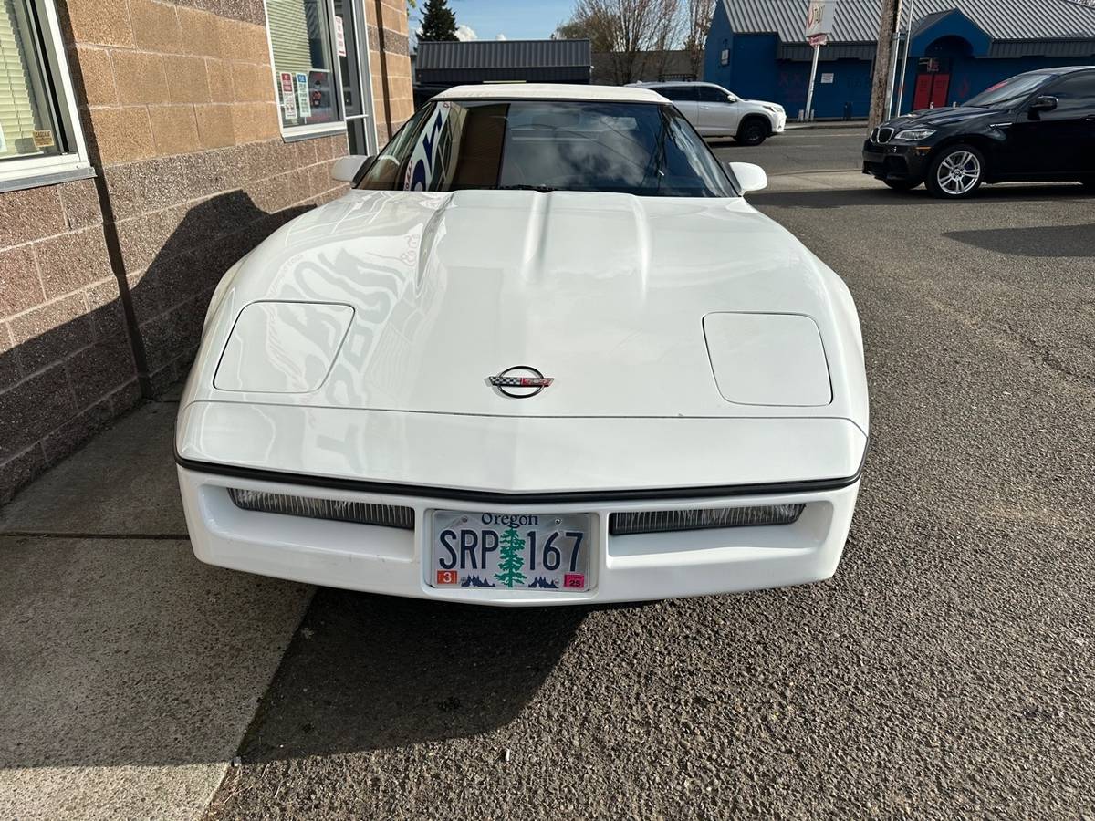 Chevrolet-Corvette-2dr-convertib-1990-1