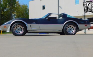 Chevrolet-Corvette-Berline-1978-3