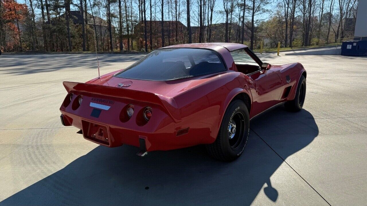 Chevrolet-Corvette-Berline-1979-5