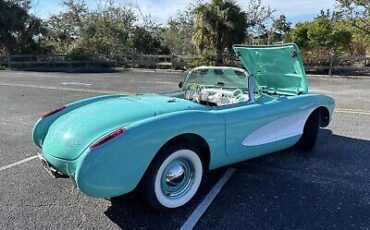 Chevrolet-Corvette-Cabriolet-1957-5