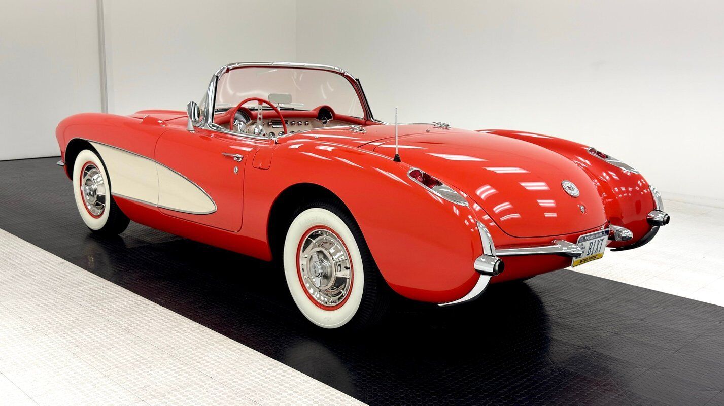 Chevrolet-Corvette-Cabriolet-1957-5