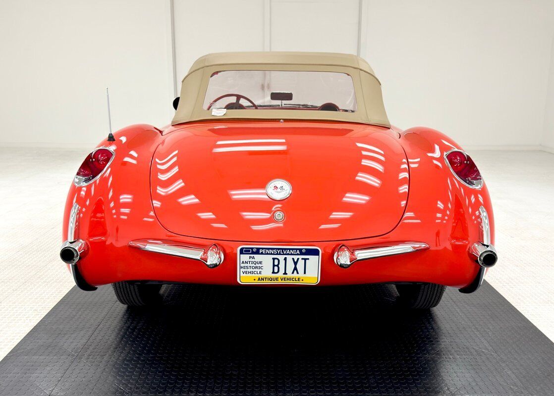 Chevrolet-Corvette-Cabriolet-1957-6