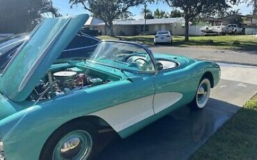 Chevrolet-Corvette-Cabriolet-1957-9