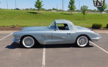 Chevrolet-Corvette-Cabriolet-1958-4