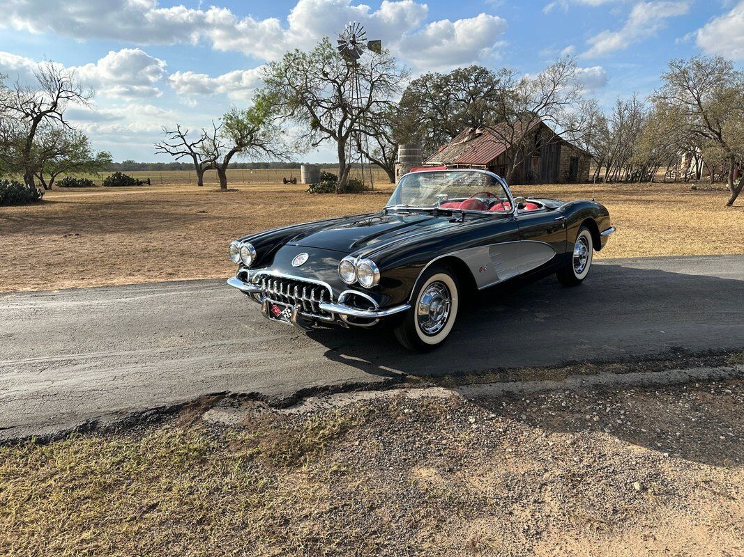 Chevrolet-Corvette-Cabriolet-1959-1