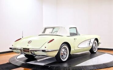 Chevrolet-Corvette-Cabriolet-1959-10