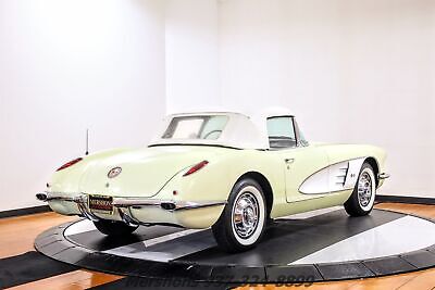 Chevrolet-Corvette-Cabriolet-1959-10