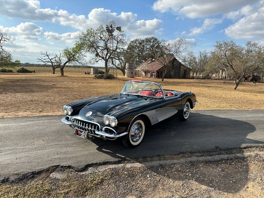 Chevrolet-Corvette-Cabriolet-1959-2