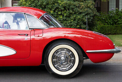 Chevrolet-Corvette-Cabriolet-1959-4