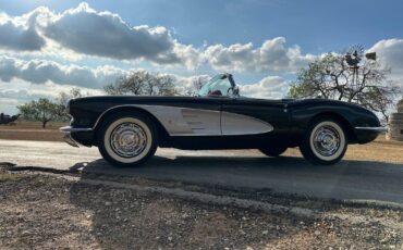 Chevrolet-Corvette-Cabriolet-1959-4