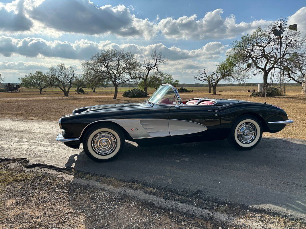 Chevrolet-Corvette-Cabriolet-1959-5