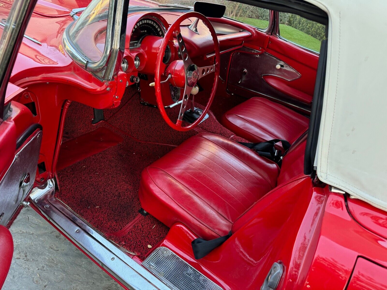 Chevrolet-Corvette-Cabriolet-1960-14