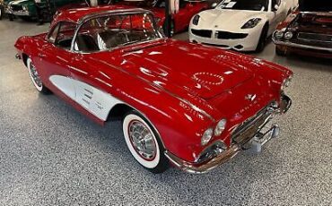 Chevrolet-Corvette-Cabriolet-1961-1