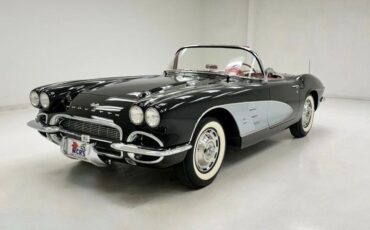 Chevrolet-Corvette-Cabriolet-1961-1