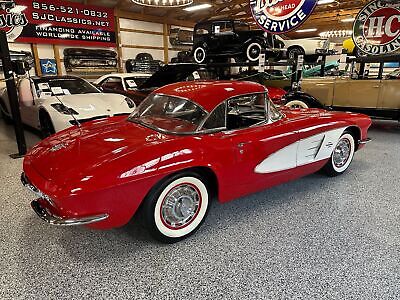 Chevrolet-Corvette-Cabriolet-1961-10