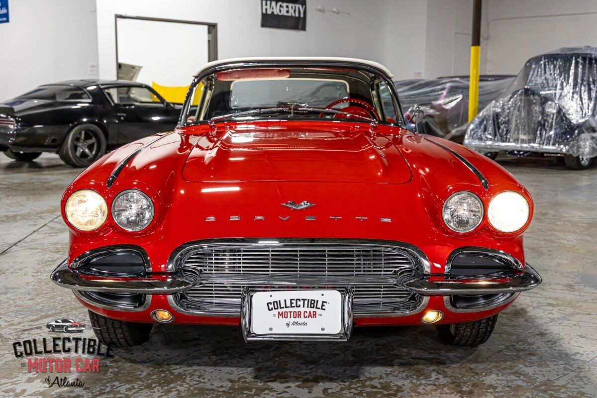 Chevrolet-Corvette-Cabriolet-1961-18