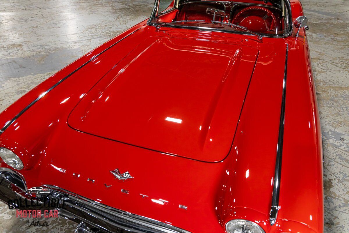 Chevrolet-Corvette-Cabriolet-1961-29