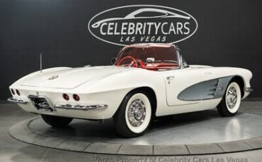 Chevrolet-Corvette-Cabriolet-1961-3