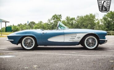 Chevrolet-Corvette-Cabriolet-1961-6