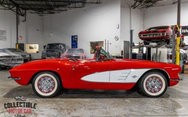 Chevrolet-Corvette-Cabriolet-1961-7