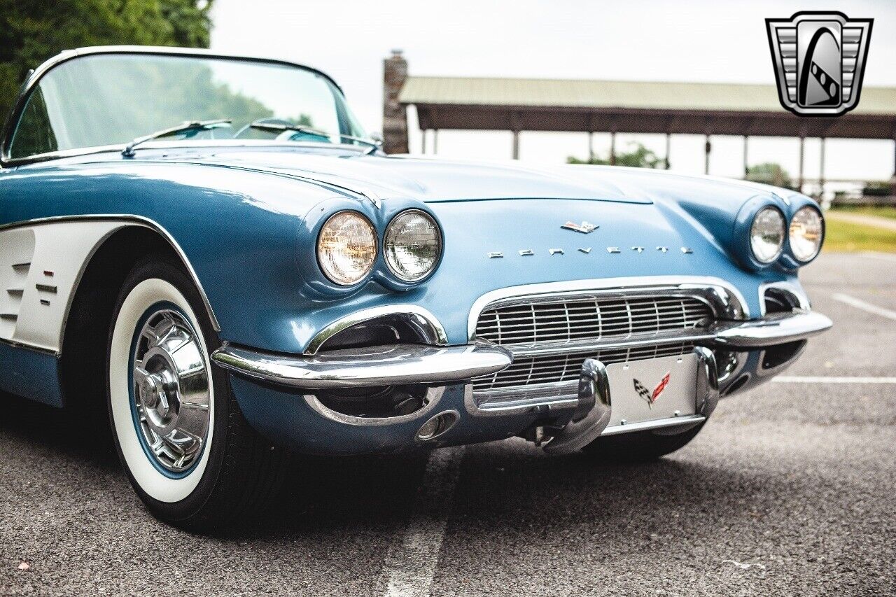 Chevrolet-Corvette-Cabriolet-1961-8