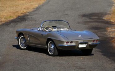 Chevrolet-Corvette-Cabriolet-1962-1