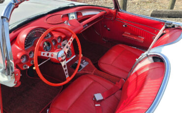 Chevrolet-Corvette-Cabriolet-1962-13