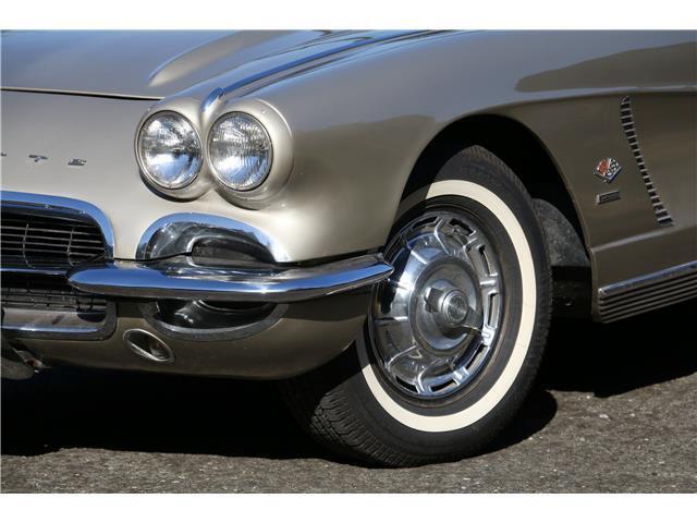 Chevrolet-Corvette-Cabriolet-1962-16