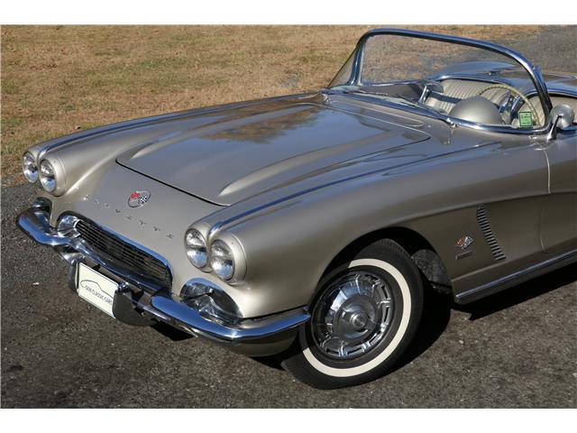 Chevrolet-Corvette-Cabriolet-1962-23