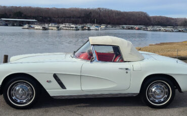 Chevrolet-Corvette-Cabriolet-1962-3