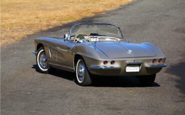 Chevrolet-Corvette-Cabriolet-1962-4