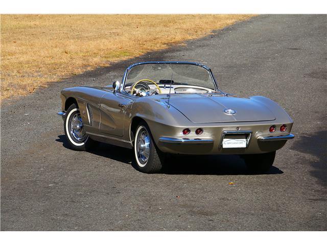 Chevrolet-Corvette-Cabriolet-1962-4