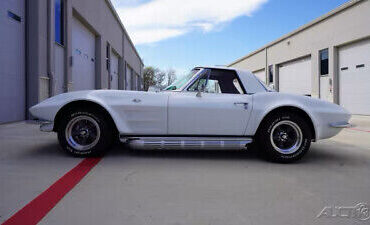 Chevrolet-Corvette-Cabriolet-1963-1